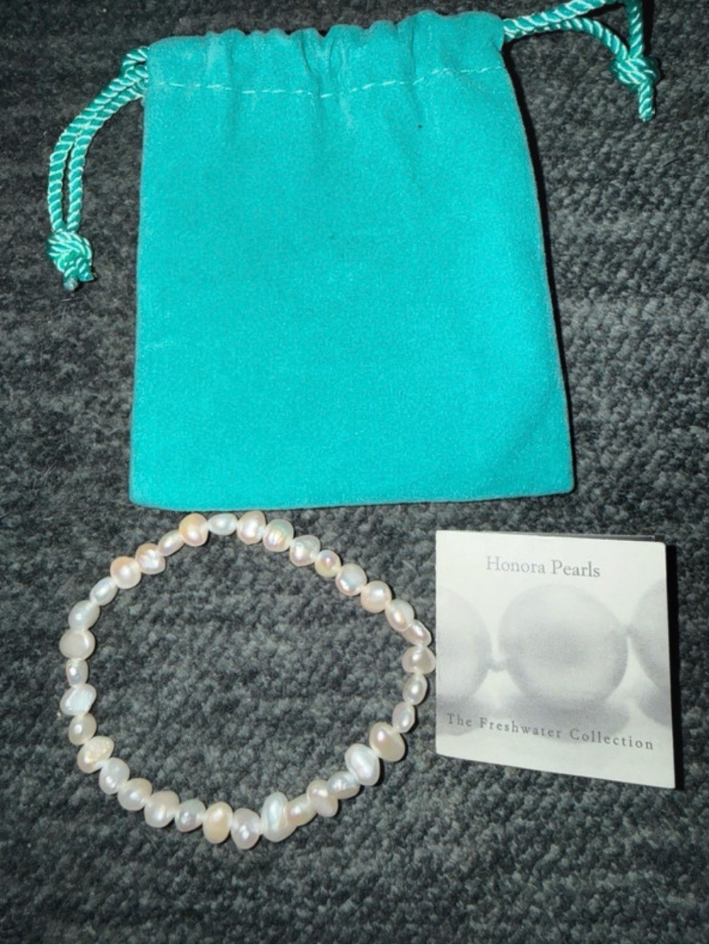 NWT Honora Pearls The Freshwater Collection Stretch Pearl Bracelet & Pouch